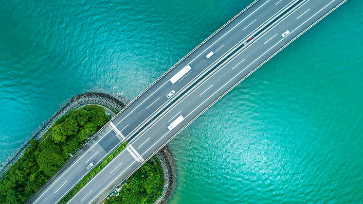 bridge-ocean-japan-746-419.png